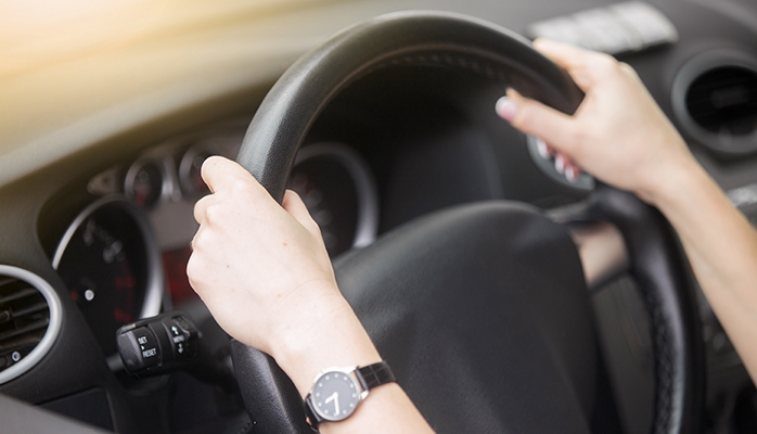 Permis de conduire : quelle est cette nouvelle loi en France qui interdit la conduite de certaines voitures puissantes ?